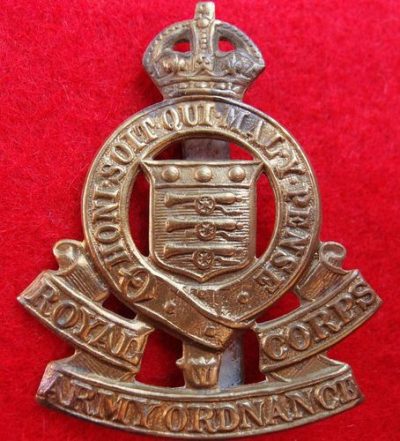 WW2 BRITISH ARMY ORDNANCE CORPS UNIFORM CAP BADGE | JB Military Antiques