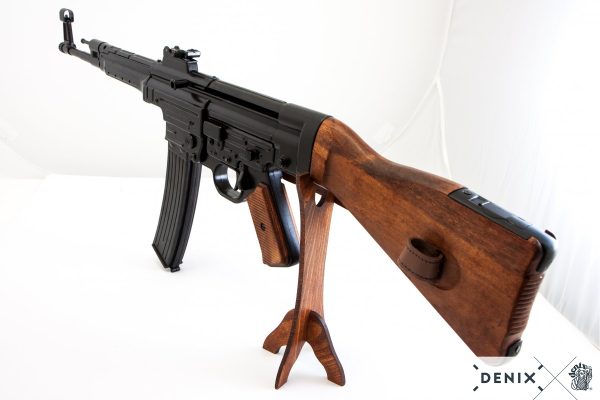 DENIX WW2 REPLICA GERMAN STG 44 SUB MACHINE GUN - Image 3