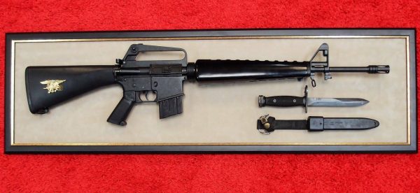 FRAMED U.S.A. M-16 & BAYONET RIFLE NAVY SEALs - Image 2