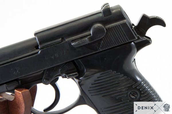 REPLICA WW2 GERMAN WALTHER P38 PISTOL BY DENIX