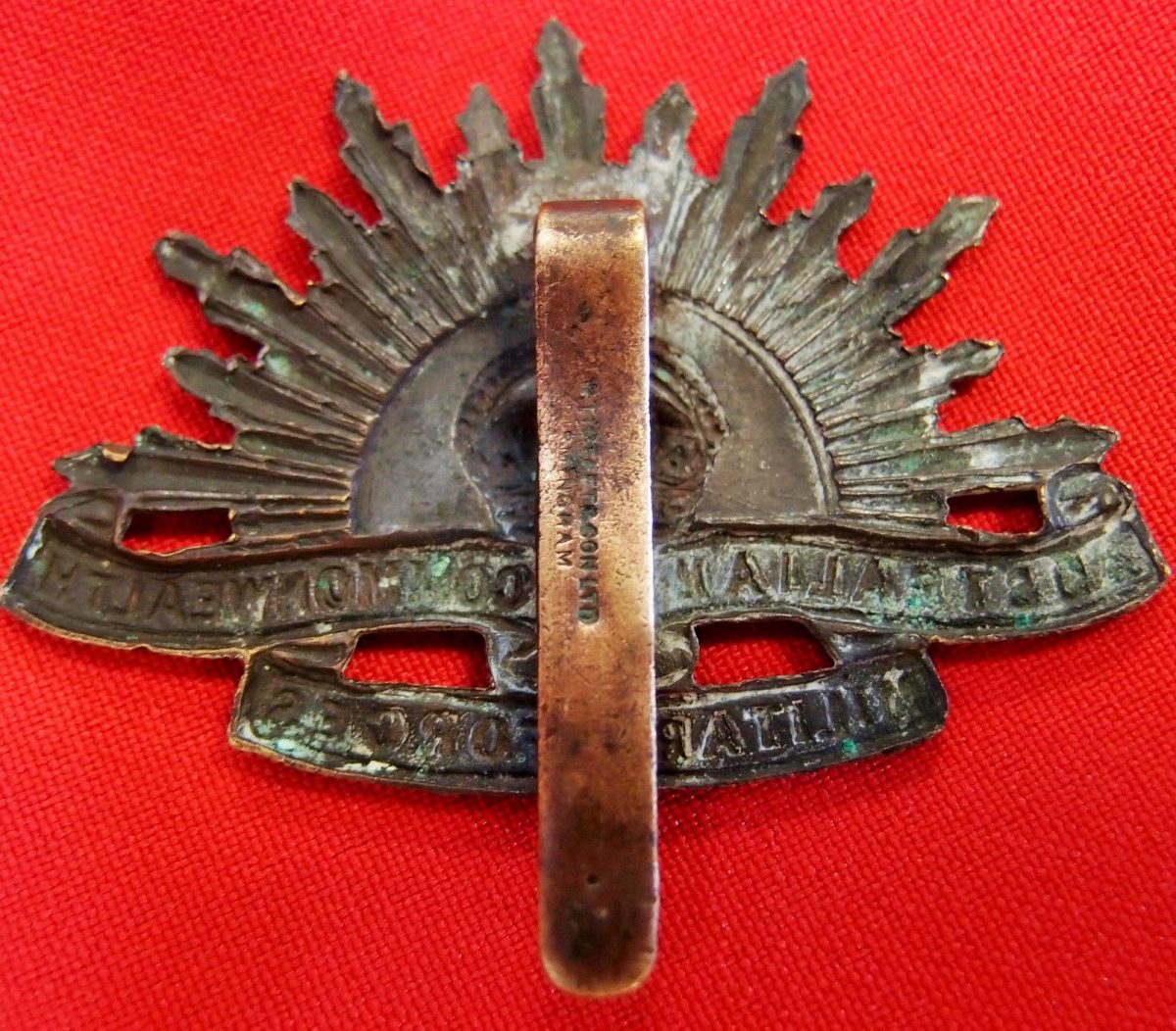 RARE WW1 AUSTRALIAN ARMY TIPTAFT MADE RISING SUN CAP BADGE | JB ...