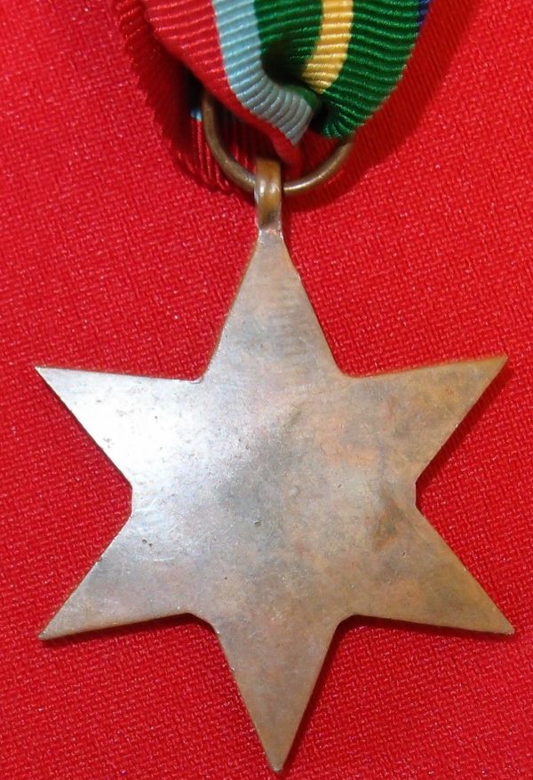 VINTAGE WW2 AUSTRALIAN BRITISH COMMONWEALTH THE PACIFIC STAR MEDAL - Image 3