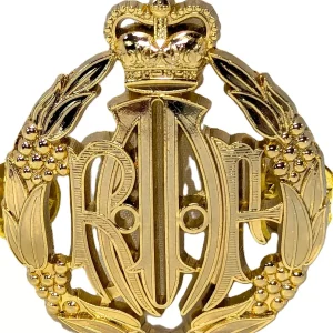 RAAF Royal Australian Air Force full size badge uniform slouch hat cap beret