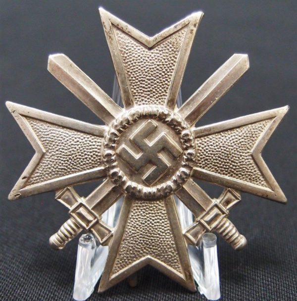 WW2 GERMAN WAR MERIT CROSS 1ST CLASS WITH SWORDS