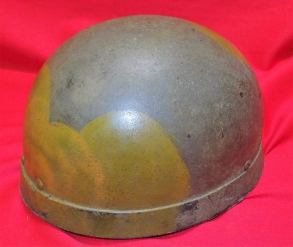 RARE WW2 BRITISH ARMY 1ST PATTERN PARATROOPER'S UNIFORM HELMET CAMOUFLAGED 1942 - Image 2