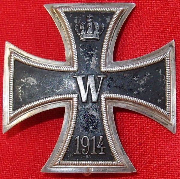 **SOLD** WW1 CONVEX 800 GERMAN IRON CROSS 1st CLASS FOR BRAVERY IN COMBAT MEDAL