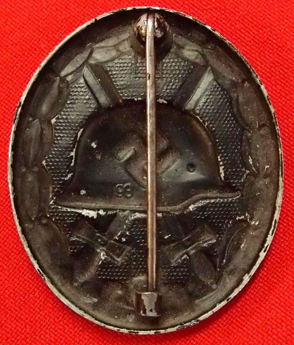 WW2 DENAZIFIED GERMAN WOUND BADGE IN BLACK - Image 3