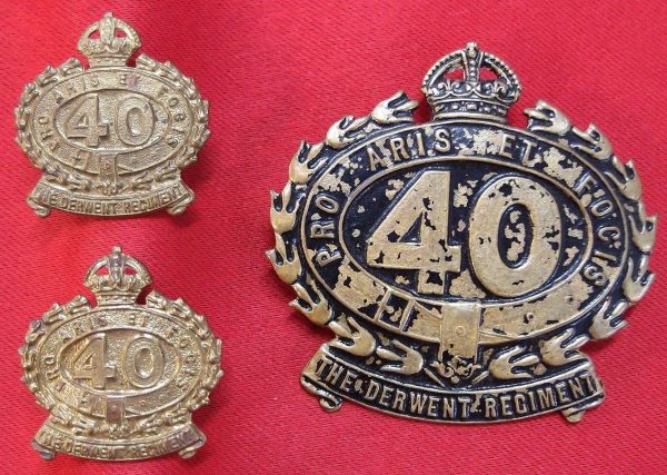 WW2 AUSTRALIAN 40TH BATTALION DERWENT REGIMENT CAP AND COLLAR BADGE SET