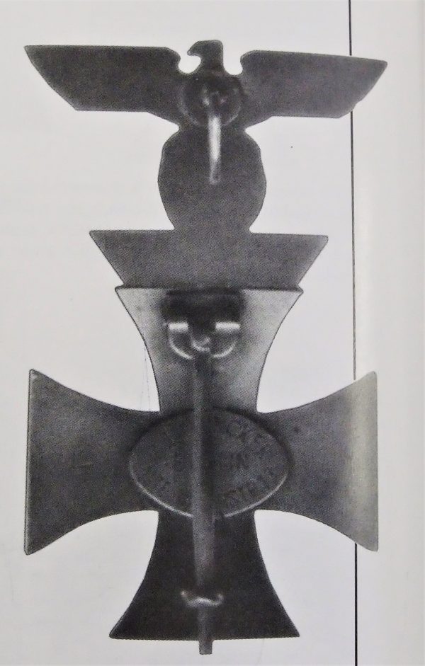 WW2 GERMAN ONE PIECE IRON CROSS AND SPANGE BY C.E. JUNKER OF BERLIN - Image 8