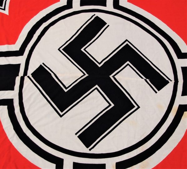 WW2 GERMAN KRIEGSMARINE BATTLE FLAG - Image 2