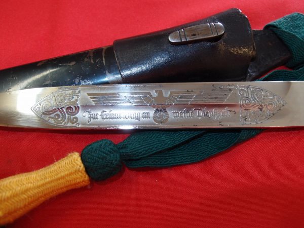 WW2 GERMAN ETCHED K98 PARADE STAG GRIPPED BAYONET WITH SCABBARD, FROG & KNOT - Image 4