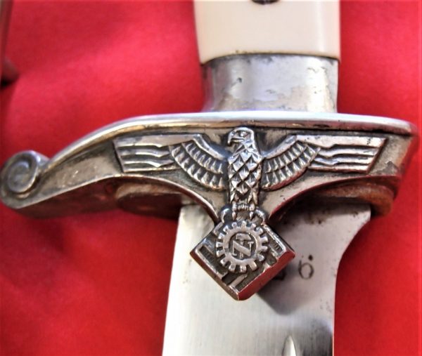 NAZI GERMANY TENO ENLISTED HEWER DAGGER BY CARL EICKHORN MATCHING NUMBERED - Image 7