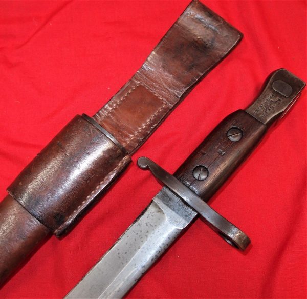 WW1 ERA CANADIAN ARMY ROSS BAYONET, SCABBARD & FROG DATED 1917