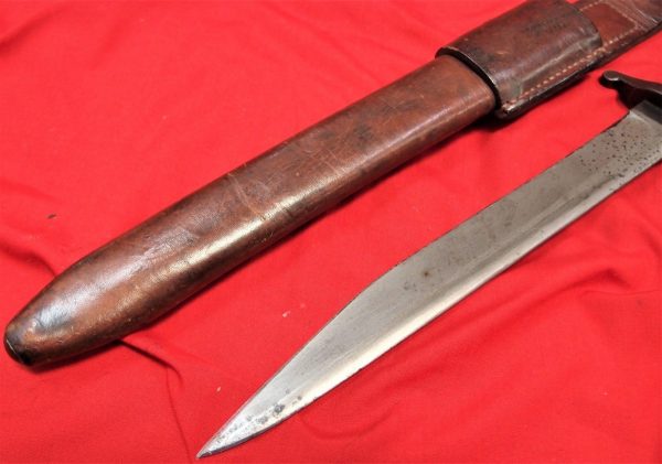 WW1 ERA CANADIAN ARMY ROSS BAYONET, SCABBARD & FROG DATED 1917 - Image 9