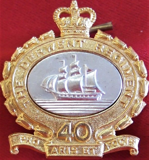 1953 VIETNAM WAR AUSTRALIAN ARMY DERWENT REGIMENT UNIFORM CAP BADGE 40BN