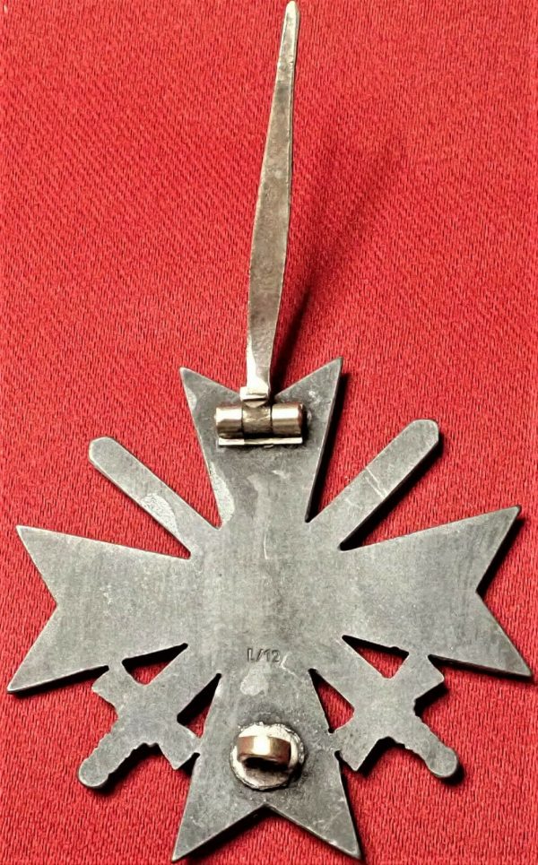 WW2 GERMAN WAR MERIT CROSS 1ST CLASS WITH SWORDS BY C.E. JUNKER OF BERLIN - Image 4