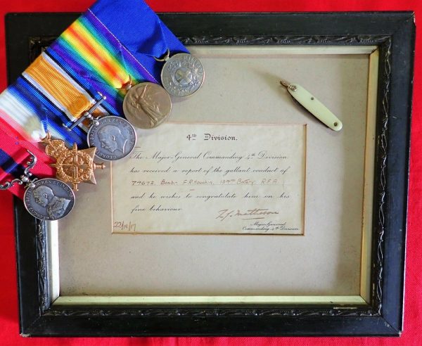 WW1 BRITISH ARMY DISTINGUISHED CONDUCT GROUP & ITALIAN BRONZE MEDAL FOR VALOUR 74672 BOMBARDIER F.R.HOUCHIN - Image 2