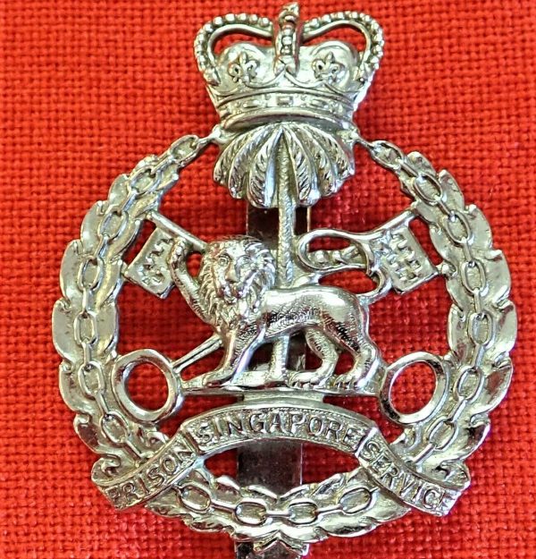 1953-1965 ERA BRITISH SINGAPORE PRISON SERVICE UNIFORM CAP BADGE | JB ...