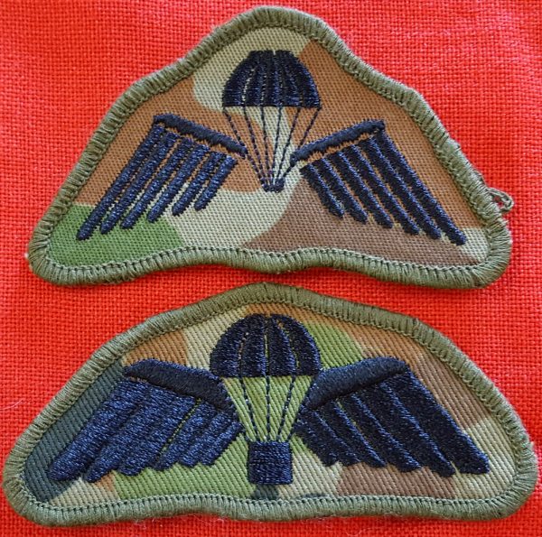 2 X AUSTRALIAN ARMY PARACHUTE QUALIFICATION UNIFORM PATCHES DPCU