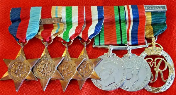 WW2 BRITISH ARMY OFFICERS MEDAL GROUP WITH 1950 DATED TERRITORIAL DECORATION