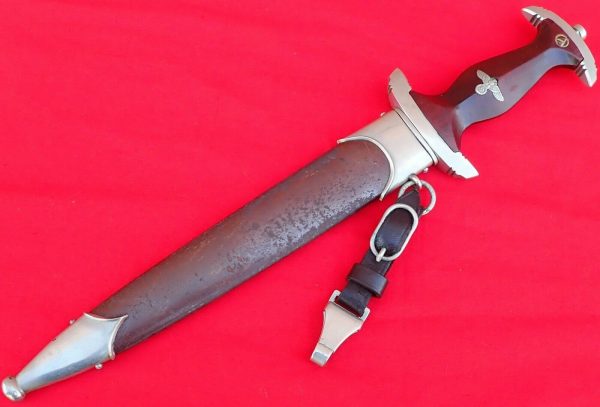 NAZI GERMANY 1ST MODEL 1933 SA DAGGER WITH SCABBARD BY GEBRUDER HELLER - Image 9