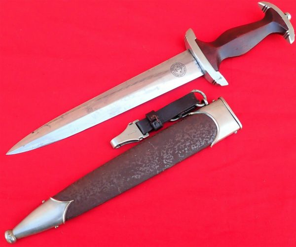 NAZI GERMANY 1ST MODEL 1933 SA DAGGER WITH SCABBARD BY GEBRUDER HELLER - Image 4