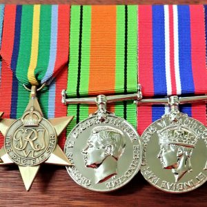 WW2 AUSTRALIAN PACIFIC KOKODA MEDAL GROUP REPLICA ANZAC MOUNTED TO WEAR GROUP