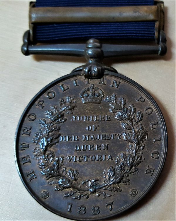 RARE PRE WW1 BRITISH METROPLOITAN POLICE 1887 JUBILEE MEDAL WITH 1897 CLASP - Image 3