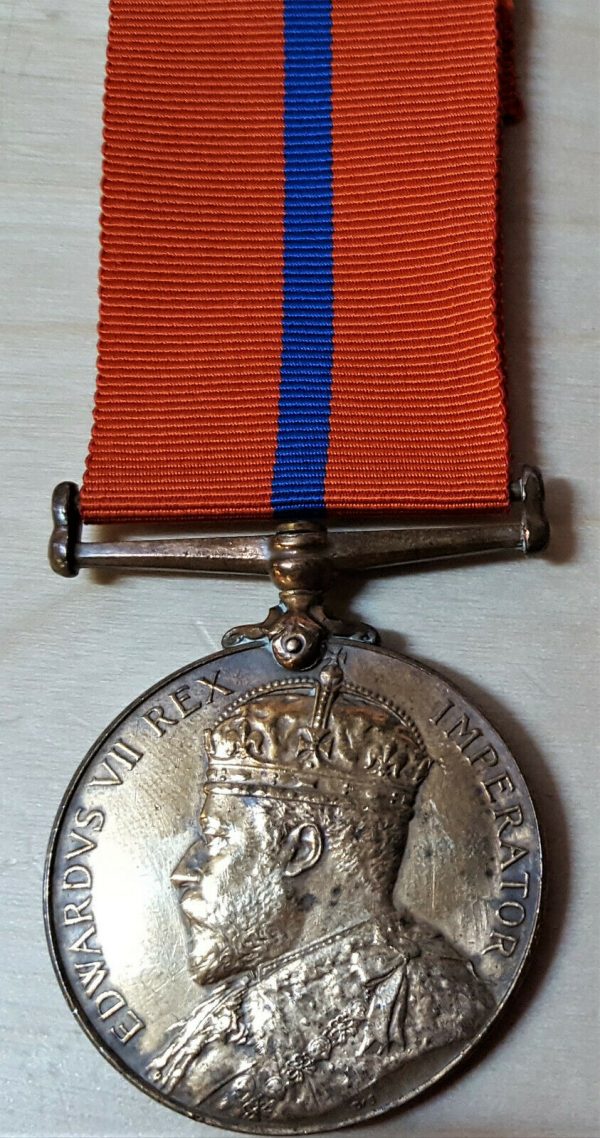 RARE PRE WW1 BRITISH METROPLOITAN POLICE 1902 CORONATION MEDAL P C WEBB 'D' DIV. - Image 2