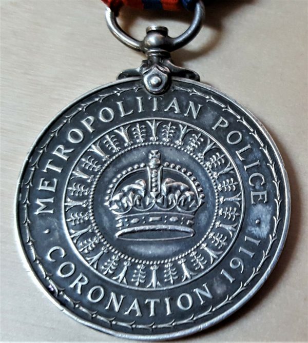 RARE PRE WW1 BRITISH METROPLOITAN POLICE 1911 CORONATION MEDAL P C W FARMAN - Image 3