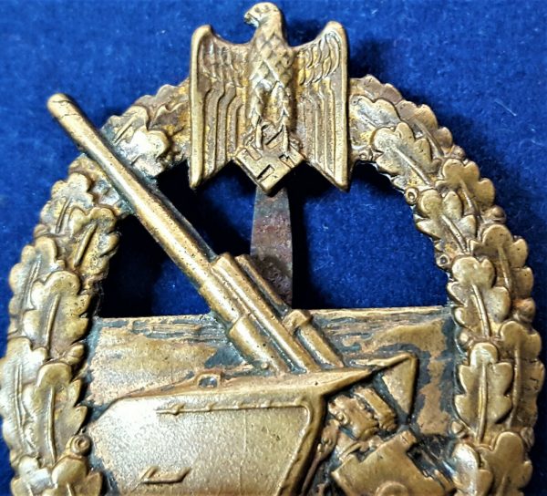 WW2 GERMAN COASTAL ARTILLERY BADGE BY OTTO PLASZEK/C E JUNKER OF BERLIN - Image 3