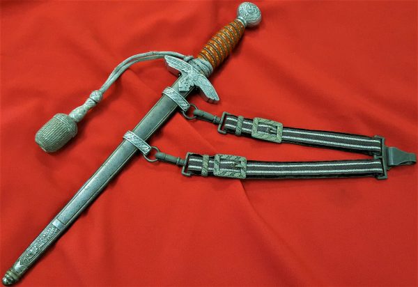 WW2 NAZI GERMANY 2ND PATTERN LUFTWAFFE PRESENTATION DAGGER, SCABBARD & HANGERS BY P.D. LUDENSCHLOSS OF SOLINGEN - Image 13