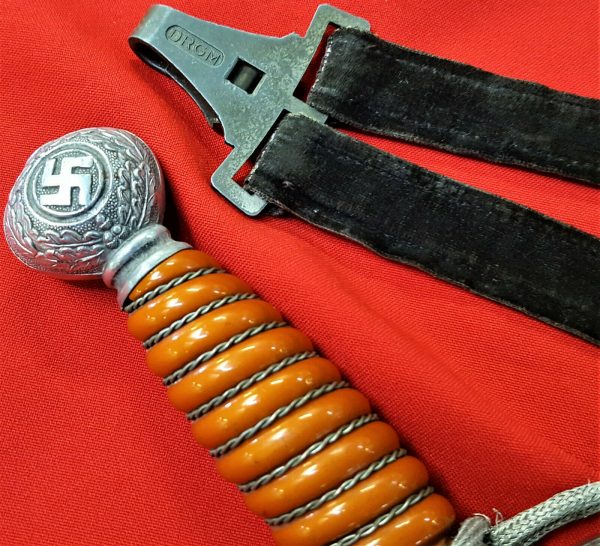 WW2 NAZI GERMANY 2ND PATTERN LUFTWAFFE PRESENTATION DAGGER, SCABBARD & HANGERS BY P.D. LUDENSCHLOSS OF SOLINGEN - Image 12