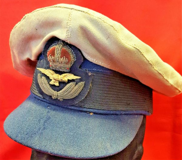 WW2 ROYAL AUSTRALIAN AIR FORCE UNIFORM FLYING PEAKED CAP RAAF HAT