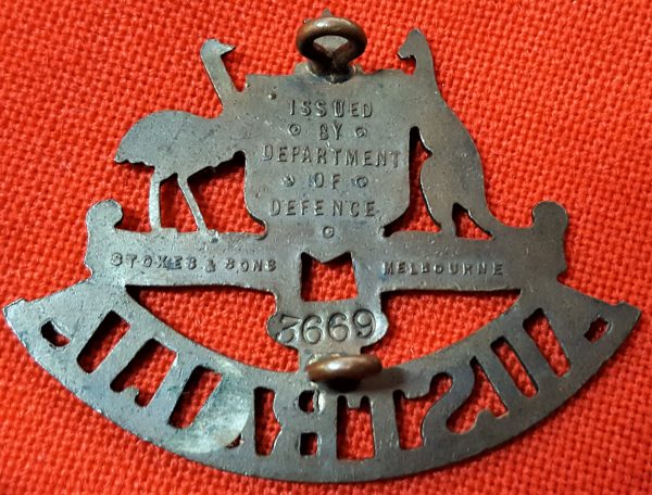 RARE 1930-42 ERA WW2 AUSTRALIAN MUNITIONS WORKER BADGE #3669