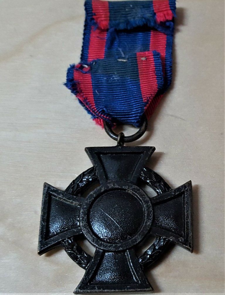 WW1 GERMANY FRIEDRICH AUGUST CROSS 2ND CLASS CAMPAIGN SERVICE MEDAL - Image 4