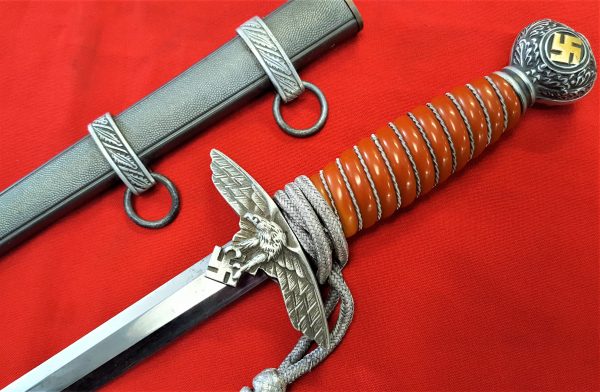 WW2 GERMAN LUFTWAFFE OFFICERS 2ND PATTERN DAGGER & SCABBARD BY SMF SOLINGEN