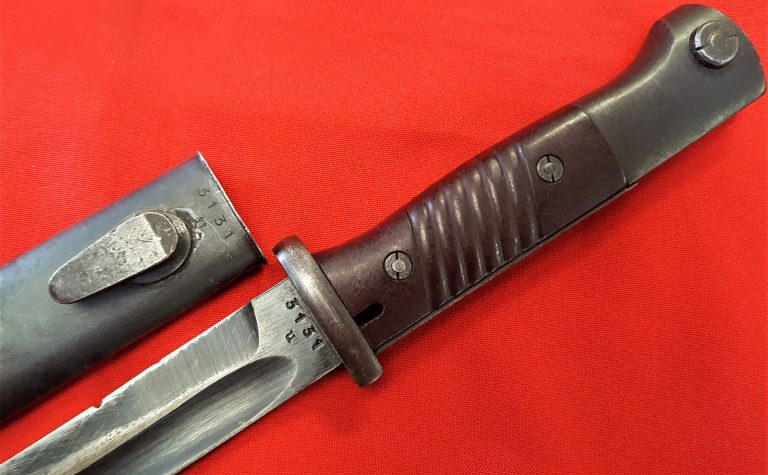 WW2 GERMAN K98 SERVICE BAYONET MATCHING NUMBERED SCABBARD FNJ 1943 BY ALEXANDER COPPEL GmbH (aka ALCOSO), SOLINGEN. - Image 2