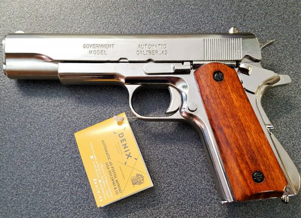 REPLICA M1911 US COLT HAND GUN PISTOL DENIX – NICKEL STRIP DOWN TYPE WOODEN GRIPS