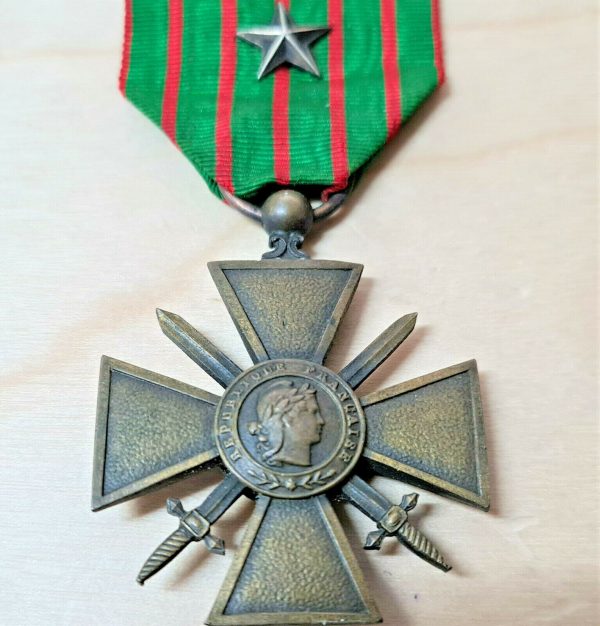 VINTAGE WW1 FRENCH CROIX DE GUERRE 1914 - 1916 WITH STAR CITATION MEDAL