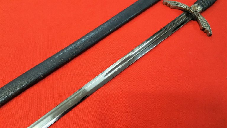 WW2 GERMAN AIR FORCE LUFTWAFFE OFFICER'S SWORD & SCABBARD BY E & F HORSTER OF SOLINGEN - Image 8