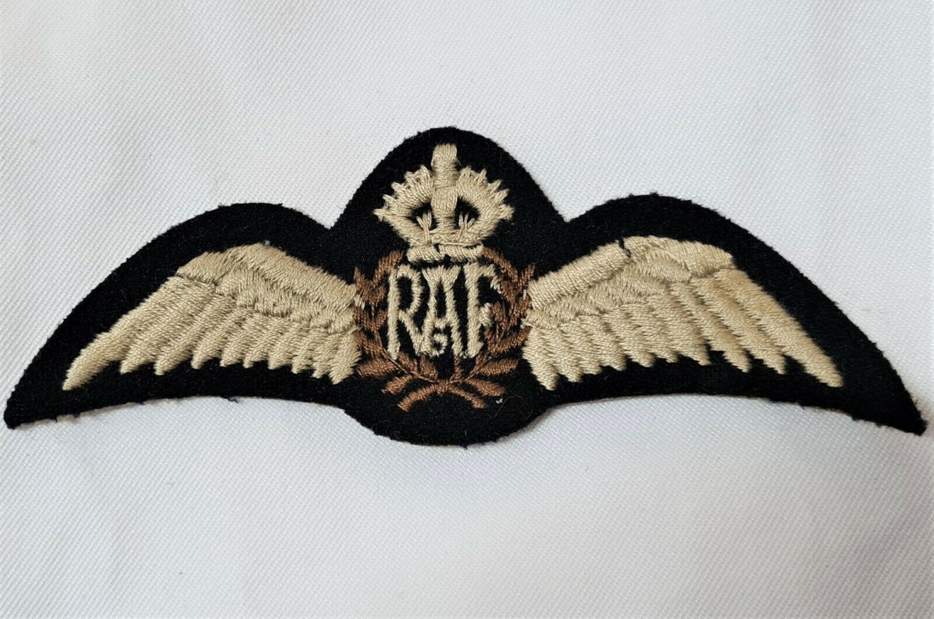 100% GENUINE WW2 ROYAL AIR FORCE WOVEN PILOT QUALIFICATION WINGS BADGE ...