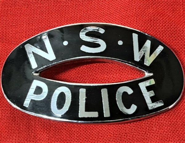 1950 OBSOLETE AUSTRALIAN NEW SOUTH WALES POLICE UNIFORM CAP BADGE BY AMOR SYDNEY