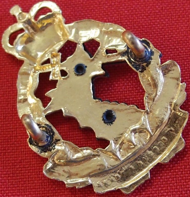 1953 VIETNAM WAR ROYAL AUSTRALIAN ARMY DENTAL CORPS BRASS UNIFORM CAP BADGE