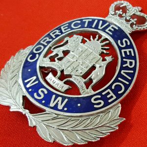 OBSOLETE NEW SOUTH WALES CORRECTIVE SERVICES UNIFORM CAP BADGE 1960'S ERA