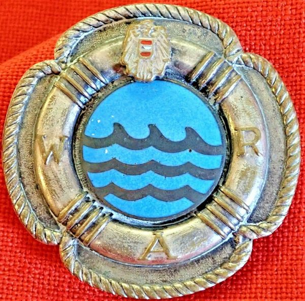 POST WW2 AUSTRIAN LIFE SAVING WATER SAFETY AWARD BADGE MEDAL