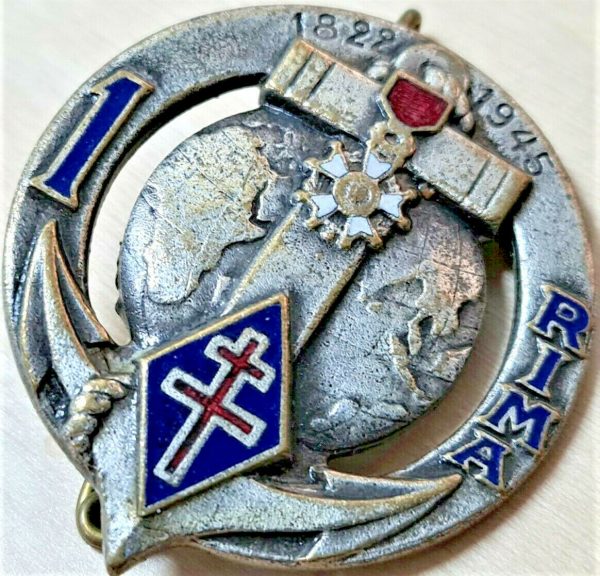 POST WW2 FRENCH 1st REGIMENT MARINE INFANTRY UNIFORM BADGE BY DRAGO PARIS