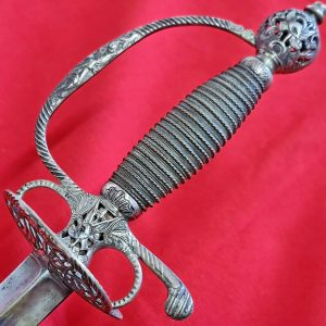 PRE WW1 BRITISH SWORD 1750’s ENGLISH SMALL SWORD ENGRAVED RAPIER COLICHEMARDE