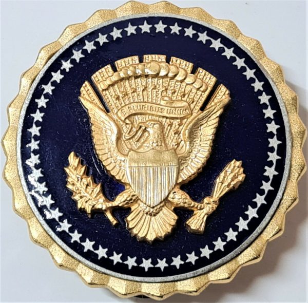 VINTAGE POST WW2 ERA US PRESIDENTIAL UNIFORM SERVICE BADGE IRA GREEN OBSOLETE