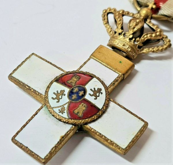 WW1 ERA SPAIN ORDER OF MILITARY MERIT 1ST CLASS CROSS MEDAL WARTIME AWARD